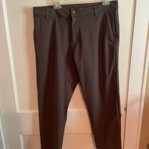Lululemon commission pants